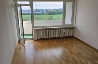 Wohnung mieten in Ahornstraße 36, 85774 Unterföhring, Idyllisch gelegene 2-Zimmer-Wohnung mit Ausblick ins Grüne. Ideal für Singles, Paare oder 2er WGs.