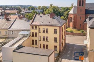 Wohnung mieten in Bahnhofstraße 12, 95615 Marktredwitz, Wohnen über den Dächern – modernes Dachgeschoss im kernsanierten Renaissancehaus