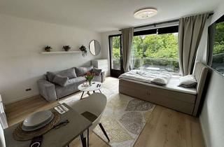 Wohnung mieten in Kurt-Schumacher-Str. 24, 51427 Bergisch Gladbach, Stilvolle, komplett neu renovierte & möblierte 1-Zimmer-Wohnung mit großem Balkon ins Grüne