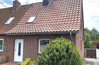 Doppelhaushälfte kaufen in 23758 Oldenburg, Doppelhaushälfte mit vielseitigen Nutzungsmöglichkeiten