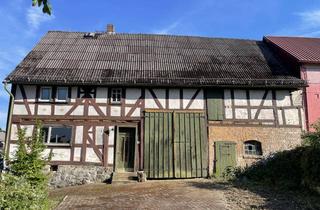 Haus kaufen in 35327 Ulrichstein, Historisches Fachwerkhaus mit Scheune – Einzelkulturdenkmal!