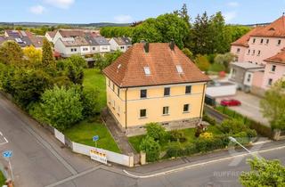 Haus kaufen in 95666 Mitterteich, Lukratives Zweifamilienhaus mit großem Grundstück und zusätzlicher Baufläche im hinteren Bereich
