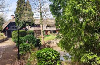 Immobilie mieten in Karolingerweg, 21357 Barum, Exklusives Reetdachhaus im „Heidedorf“ – voll möbliert | Sauna | Golfplatznähe | ehemaliges Filmset