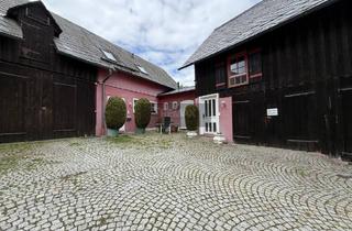Haus kaufen in 95194 Regnitzlosau, Außergewöhnliches Anwesen mit Wohnhaus, Maisonettewohnungen, Garagenhof und Entwicklungspotenzial