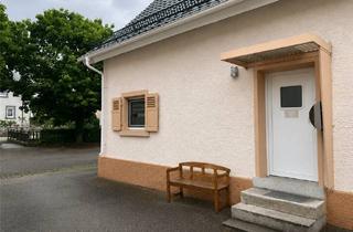 Haus kaufen in 76534 Baden-Baden, Baden-Baden - Klein, charmant und überraschend modernisiert - gemütliches Zuhause mit Wohlfühlcharakter