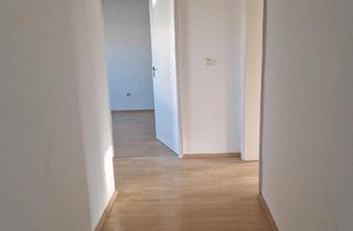 Wohnung kaufen in 82110 Germering, Germering - Lichtdurchflutete 2-Zimmer-Wohnung mit Westbalkon- provisionsfrei