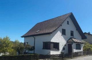 Einfamilienhaus kaufen in 94234 Viechtach, Viechtach - Freistehendes Einfamilienhaus mit Garten & Garage in Viechtach