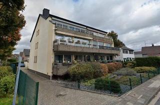 Wohnung kaufen in 41470 Neuss, Neuss - Helle 3 Zimmer-Eigentumswohnung-komplett saniert und renoviert-