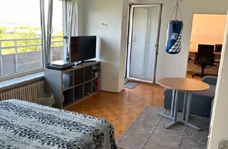 Wohnung kaufen in 82110 Germering, Germering - 1 Zimmer Wohnung - Balkon - TG Stellplatz - Keller