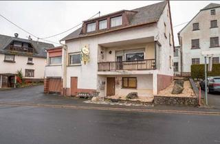 Haus kaufen in 56767 Uersfeld, Uersfeld - Wohn- und Geschäftshaus in Uersfeld zu verkaufen