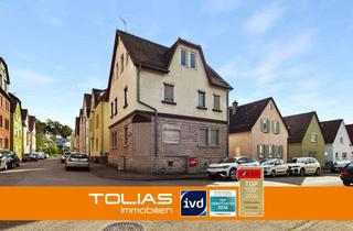 Mehrfamilienhaus kaufen in 70435 Stuttgart, Stuttgart - Gut aufgeteilt: vermietetes Mehrfamilienhaus mit drei Einheiten in Zuffenhausen