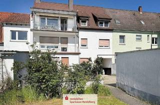Wohnung kaufen in 68766 Hockenheim, Hockenheim - Charmante 3-Zimmer-Dachgeschosswohnung mit sonnigem Balkon und Garten in Hockenheim
