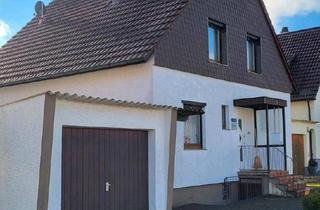 Einfamilienhaus kaufen in 71154 Nufringen, Nufringen - Freistehendes Einfamilienhaus mit Nebengebäude