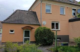 Doppelhaushälfte kaufen in 59192 Bergkamen, Bergkamen - Charmante Doppelhaushälfte mit schönem Garten