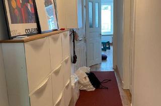 Wohnung kaufen in 20259 Hamburg, Hamburg - 2,5 Zimmer Wohnung mit Balkon
