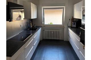 Wohnung kaufen in 76337 Waldbronn, Waldbronn - 4- Zimmer- Wohnung mit Terrasse Und 2 Stellplätze zu verkaufen