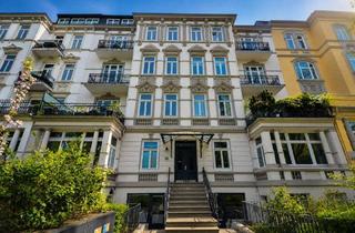 Wohnung kaufen in 20144 Harvestehude, Altbau-Eleganz – Eigentumswohnung mit restauriertem Stuck in Adresslage von Harvestehude