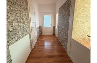 Wohnung mieten in Kirschweg 72, 06667 Weißenfels, 3-Zimmer-Wohnung in Weißenfels: frisch renoviert und bereit für neue Bewohner