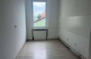 Wohnung mieten in Gustav-Adolf-Straße, 06667 Weißenfels, Vollständig renovierte 4-Zimmer-Wohnung in Weißenfels