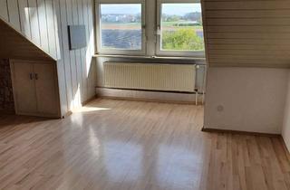 Wohnung mieten in 64390 Erzhausen, 2,5ZKB DG Wohnung an Studenten-Paar oder junges berufstätiges Paar !!! (ab 01.06.26)
