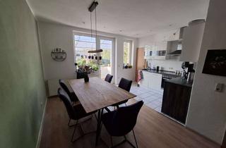 Wohnung mieten in Hattingerstr. 166, 44795 Weitmar, Gepflegte Etagen-Wohnung in Bochum-Weitmar / Ehrenfeld mit schönem Balkon