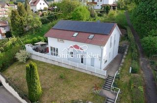Haus kaufen in 63619 Bad Orb, Großzügiges freistehendes Ein- oder Zweifamilienhaus mit Wärmepumpe und neuer PV-Anlage, BJ. 2014