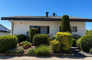 Einfamilienhaus kaufen in 66440 Blieskastel, Einfamilienhaus mit unverbaubarem Panoramablick in traumhafter Lage – provisionsfrei