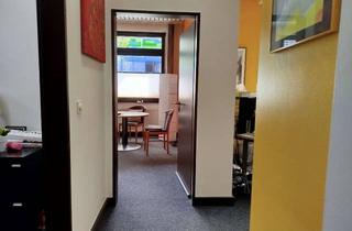 Gewerbeimmobilie kaufen in 46045 Altstadt-Süd, Flexibel vermietbare Gewerbeeinheit mit Drive-In-Schalter und Stellplatzpotenzial in OB