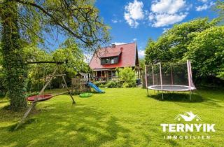 Einfamilienhaus kaufen in 97215 Uffenheim, Familientraum mit Paradiesgarten - Schnuckeliges Haus - 5 Zimmer, Terrasse, Doppelgarage, Bestlage!