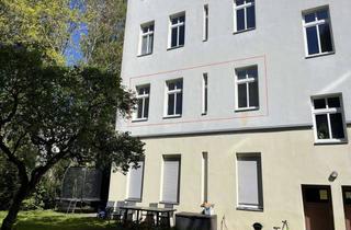 Wohnung kaufen in 10315 Friedrichsfelde, Lichtenberg: Apartment - Wohnung im Seitenflügel mit Potential
