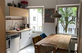 Wohnung mieten in 22303 Winterhude, Schmuckstück! Wunderschöne, ruhig gelegene 2-Zi-Altbauwohnung + EBK Szeneviertel Winterhude, Hamburg
