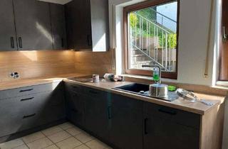 Wohnung mieten in An Der Fausenburg 34, 56077 Niederberg, Großzügige Dreizimmerwohnung mit Riesenterrasse in Koblenz Niedernberg