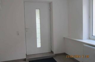 Wohnung mieten in Nagolderstraße 36, 72224 Ebhausen, Alltagstaugliche 2,5-Zimmer-Wohnung in Ebhausen