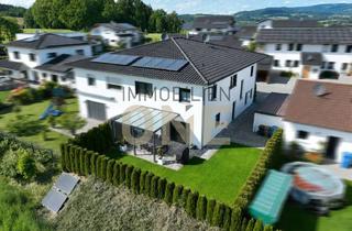 Haus kaufen in 94336 Hunderdorf, Neuwertige DHH mit Einzelgarage! Modernes Wohnen in ruhiger Umgebung