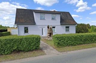 Haus kaufen in Warsower Straße 35, 19075 Holthusen, Charmantes EFH in Holthusen, nahe Schwerin, Wfl. 170m² mit großem Garten 2.161m² und Pool