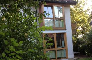 Wohnung kaufen in Eigerstraße 37a, 81825 Trudering-Riem, Außergewöhnliche 1,5-Zimmer EG-Gartenwohnung in München-Trudering