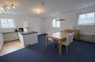 Wohnung kaufen in 97078 Versbach, Geräumige 4-Zimmer-Erdgeschosswohnung – perfekt für komfortables, barrierefreies Wohnen.