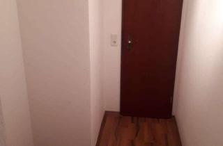 Wohnung kaufen in Akademiestraße, 63450 Hanau, Zentral gelegene drei-Zimmer-Wohnung