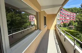 Wohnung mieten in Rostocker Straße 15, 42109 Wuppertal, Hochwertig sanierte Traumwohnung am Waldrand – große Loggia & neue Einbauküche