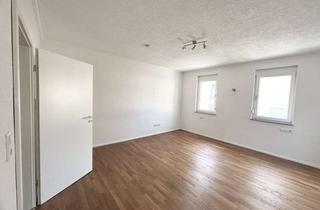 Wohnung mieten in 72581 Dettingen, Stilvolle 2 Zimmer Wohnung mit Balkon in Dettingen an der Erms