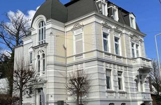 Wohnung mieten in 42651 Solingen-Mitte, 3-4 Zimmer Wohnung in stilvoller Altbauvilla in Solingen-Mitte