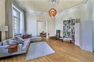 Wohnung mieten in 65185 Wiesbaden, BEL ÉTAGE! 4 Zimmer Wohnung im Stilaltbau mit Balkon, Kamin EBK & Wellnessoase *Stellplatz*
