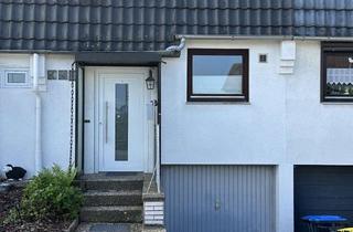 Wohnung mieten in 30890 Barsinghausen, Kleines Reihenmittelhaus mit Tiefgarage, Keller, Dachboden und kleinem Garten.