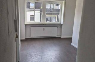 Wohnung mieten in Westendstraße, 93049 Westenviertel, Wohnen mit Charakter: 3,5-Zimmer-Wohnung in Regensburg