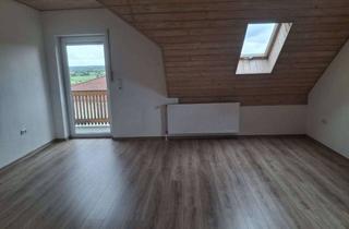 Wohnung mieten in Aufleg 12, 84069 Schierling, Viel Platz in Schierling: Helle 4-Zimmer-Wohnung im Dachgeschoss