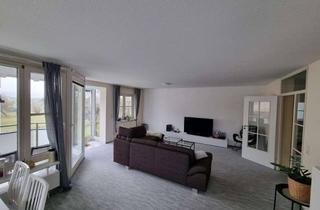 Wohnung mieten in Schramberger Straße 43, 78727 Oberndorf, Lebendiger Alltag: 3-Zimmer-Wohnung in Oberndorf am Neckar
