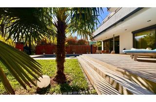 Villa kaufen in 71642 Ludwigsburg, Private Familienvilla mit Pool-Oase und großem Garten – provisionsfrei