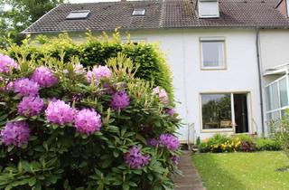 Reihenhaus kaufen in 40593 Benrath, *** D-Benrath: Reihenhaus mit Potential - Platz für Ihre Ideen in begehrter Lage! ***