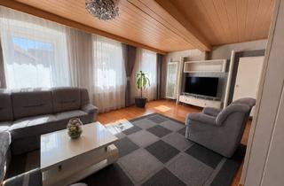 Haus kaufen in 97359 Schwarzach, Zwei Häuser mit KFZ-Gewerbe auf großzügigem Grundstück + Wald