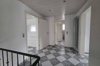 Einfamilienhaus kaufen in 63694 Limeshain, Einfamilienhaus mit viel Platz und Entwicklungspotenzial in ruhiger Wohnlage
